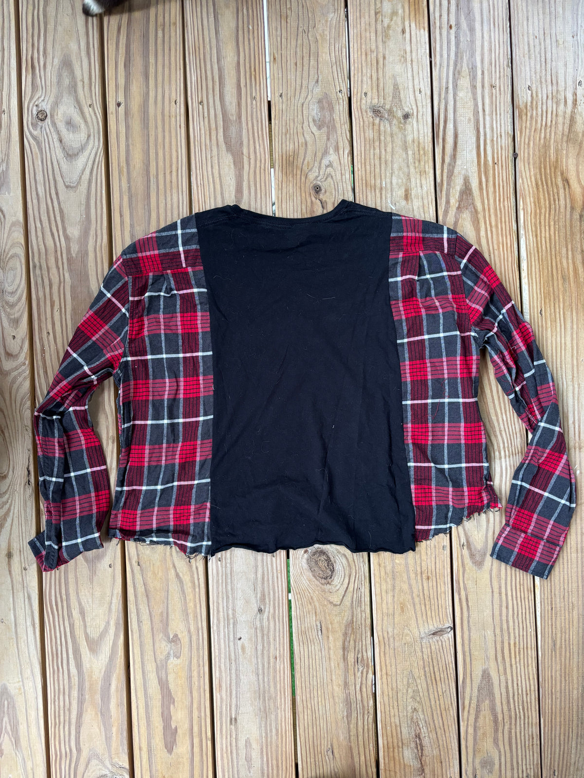 IT CAMPFIRE SHIRT