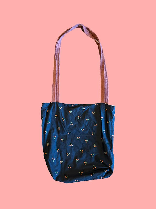 Butterfly Bloom Tote (Medium)