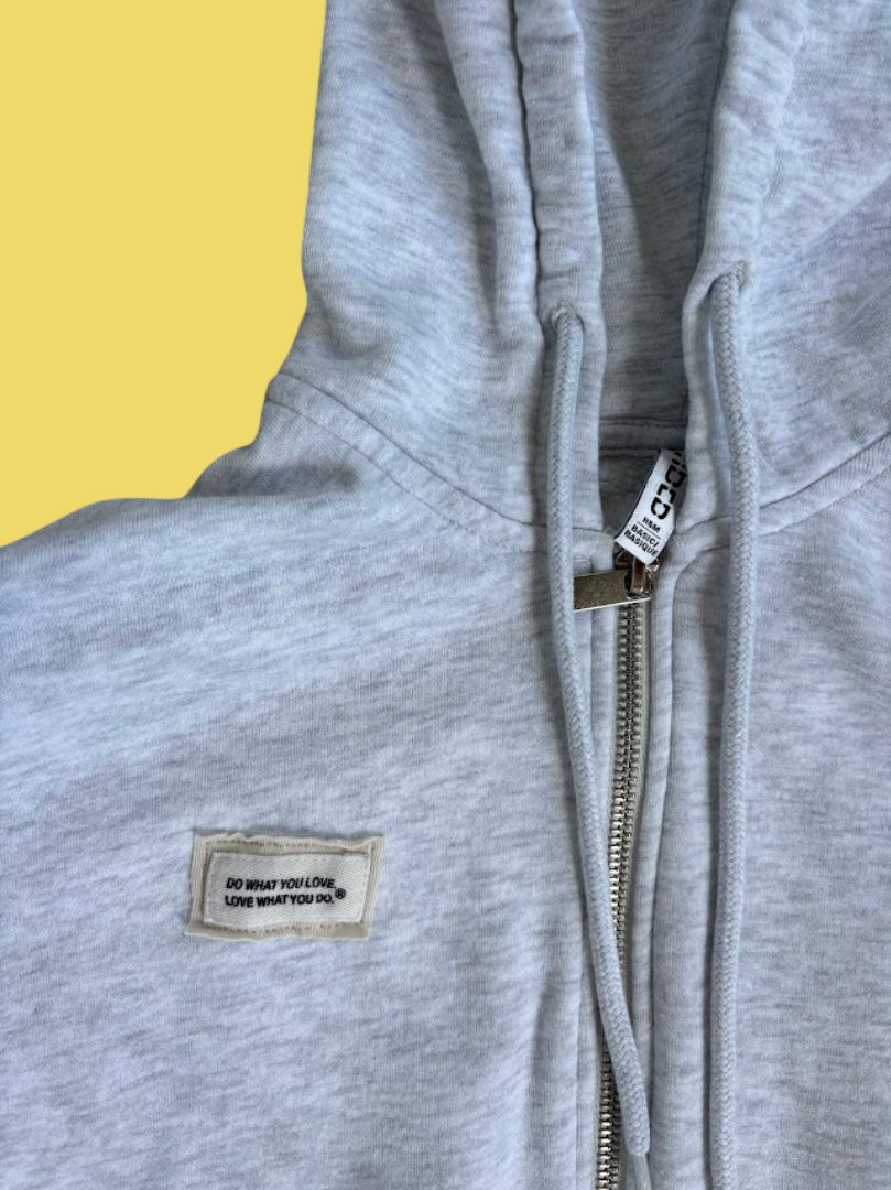 “Life is Good” Cropped Hoodie – (Medium)