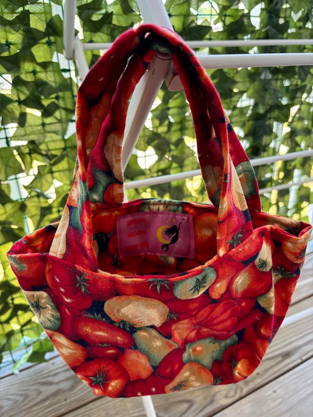 Tiny Tote – Tomato Girl
